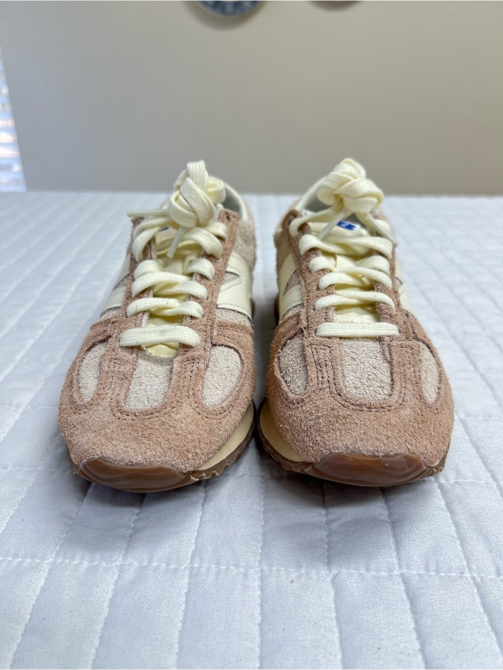 New Balance Unisex 471 Sneakers in Bisque Flat Taupe Pink Size 6 Women - Picture 7 of 10